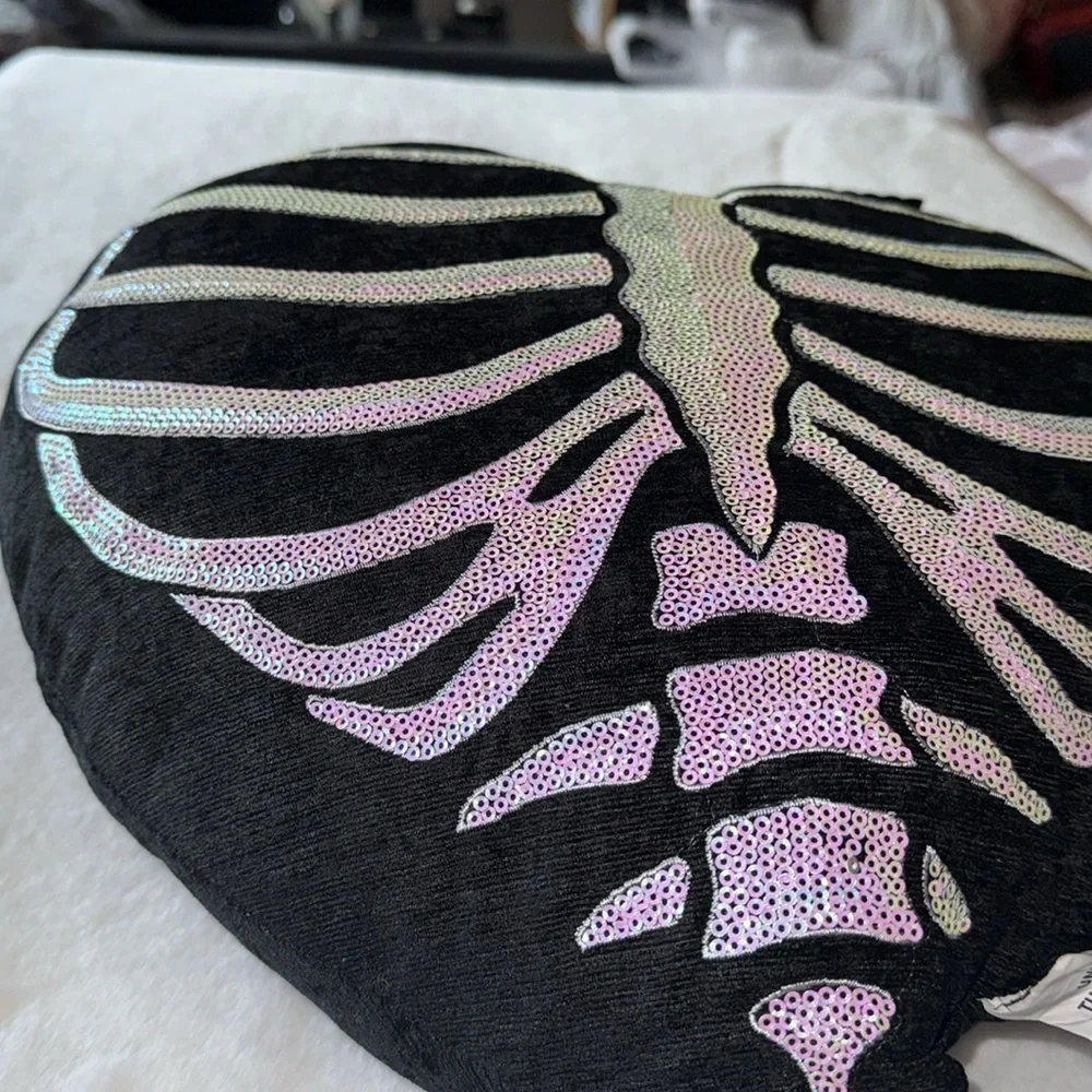 Halloween sequin skeleton heart pillow